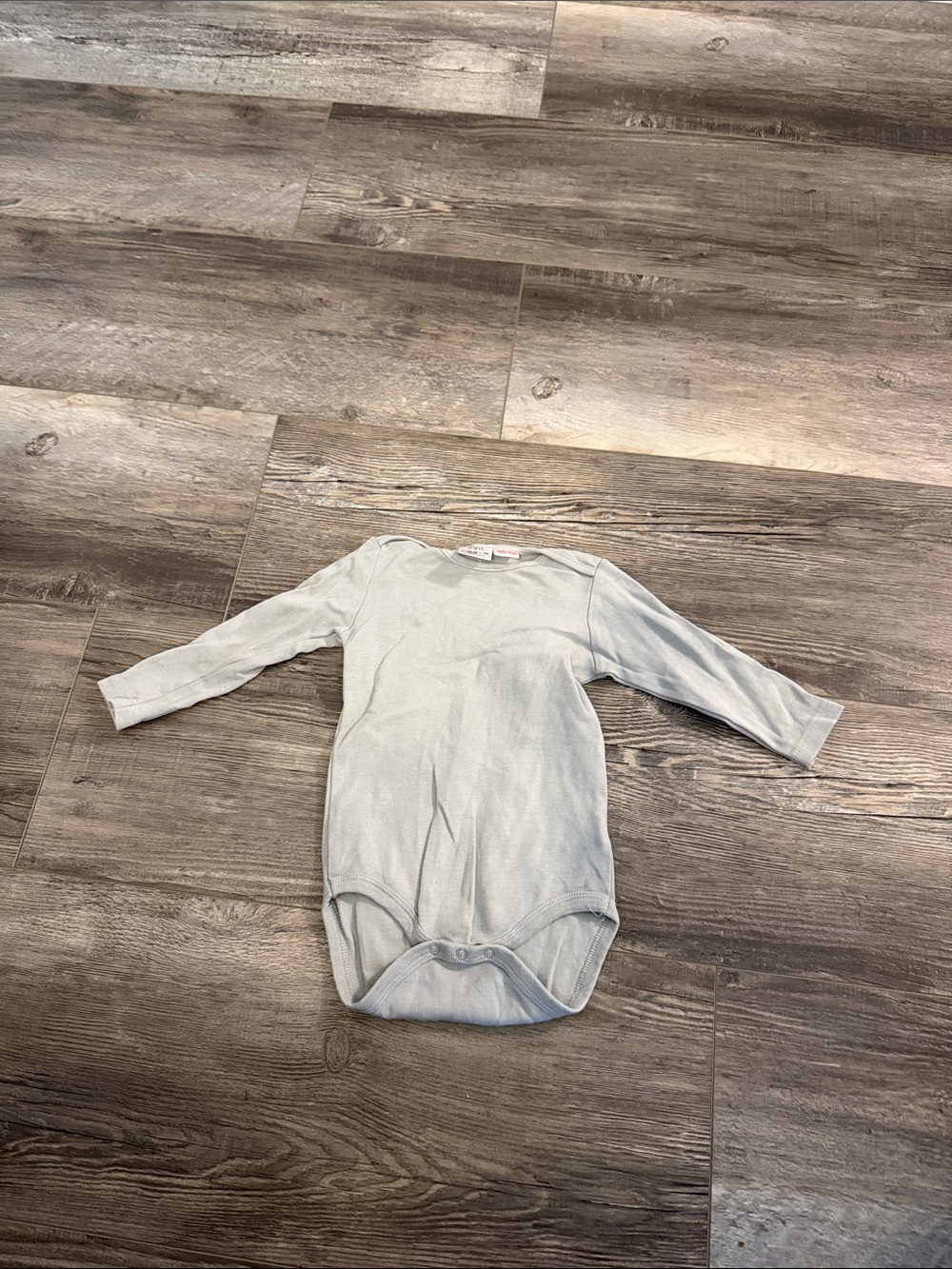 Zara Kids Long-Sleeve One-Piece Bodysuit in Light Gray